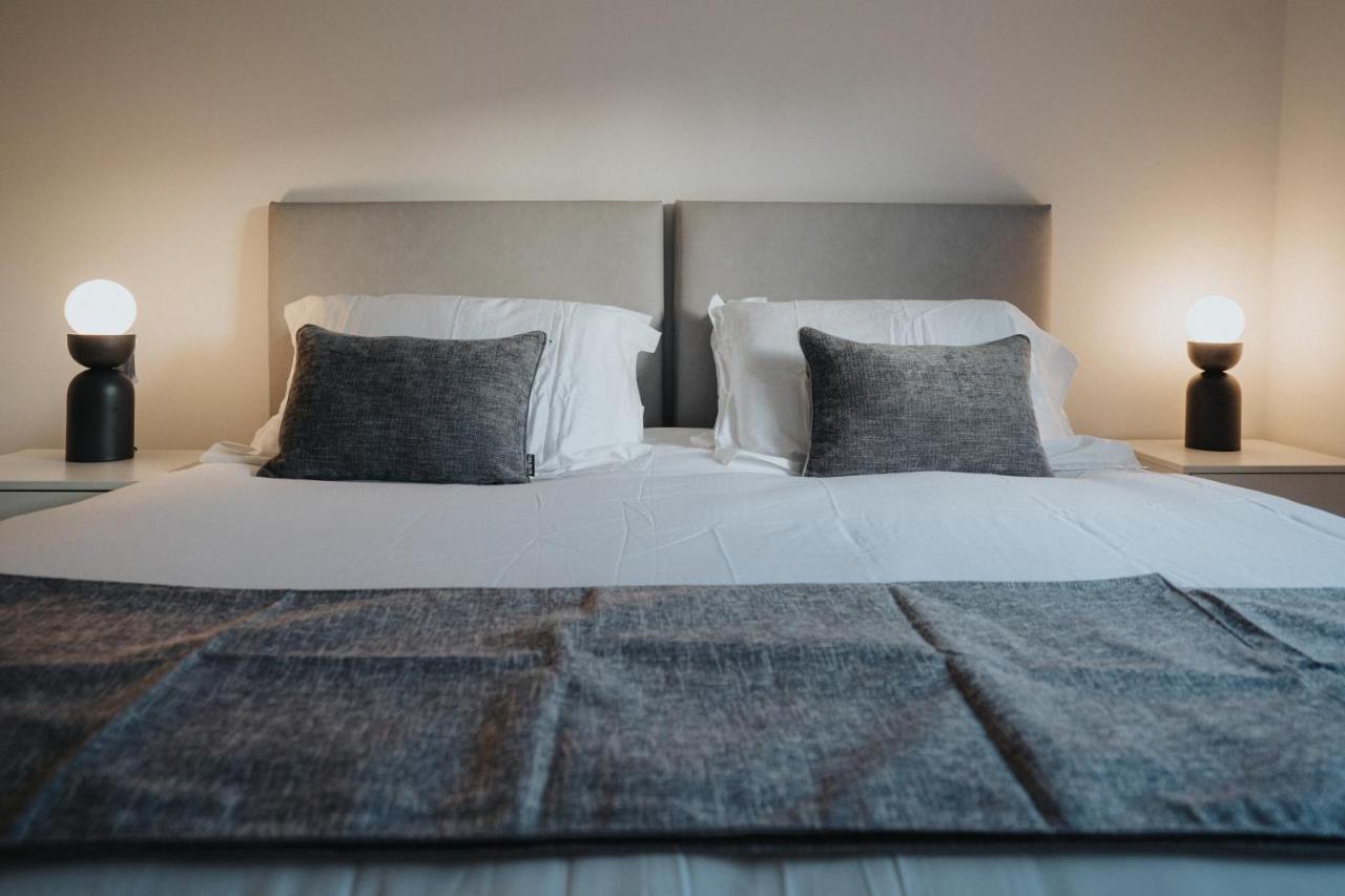 Lovely Modern 2 Bed City Centre Apartment With Free Parking - Double Or Twin Beds Available Wolverhampton Exterior foto
